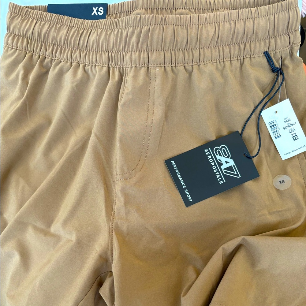 AERO Stretch hybrid unlined short